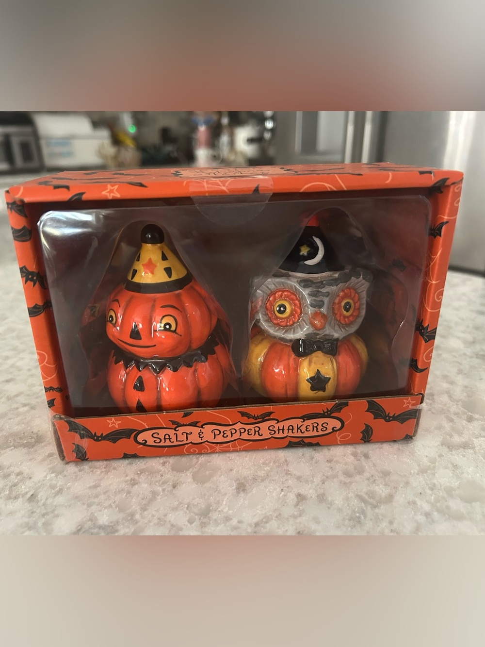 “New” Johanna Parker Halloween Pumpkin & Owl Salt and Pepper Shaker Set - Orange